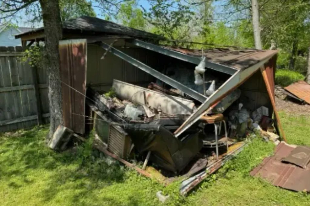 Junk Night | Junk Removal Service