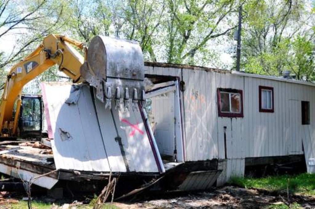 Junk Night | Junk Removal Service